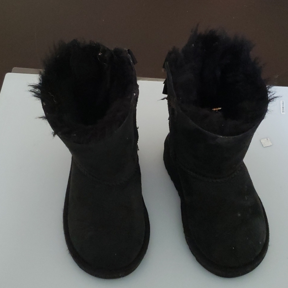 Children's UGGS